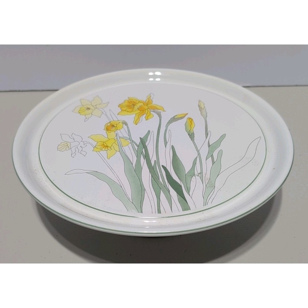 Block Betnarda Daffodil 1983 Mary Lou GOERTZEN 12.5 " PEDESTAL FOODED Cake Stand